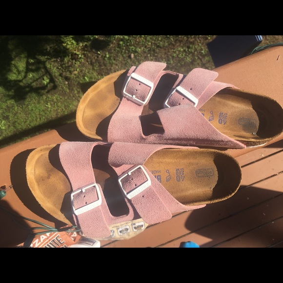 Pink suede Birkenstock’s - Picture 4 of 4